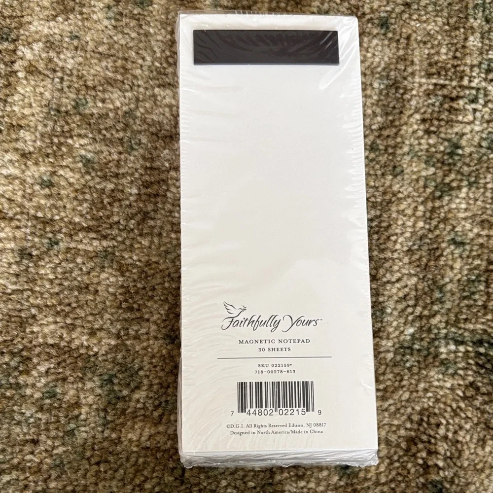 NWT 12 Floral Notepads Magnetic Backs